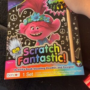 Trolls Scratch Fantastic! Activity Book